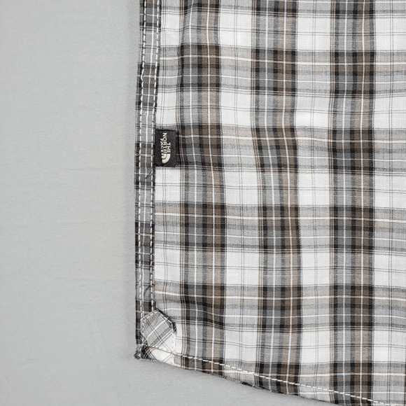 The North Face Men's Shirt Button Down Short Sleeve Small NWT - Picture 5 of 8
